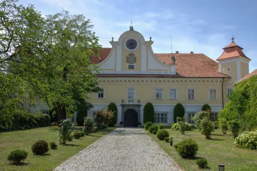 Zámek Ždánice