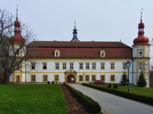 Zámek Velké Heraltice