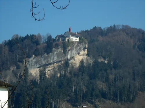 Zřícenina hradu Hohenbregenz na Gebhardsbergu