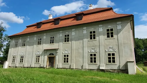 Zámek Ropice