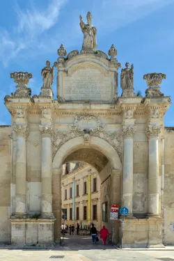 Brána Rudiae v Lecce