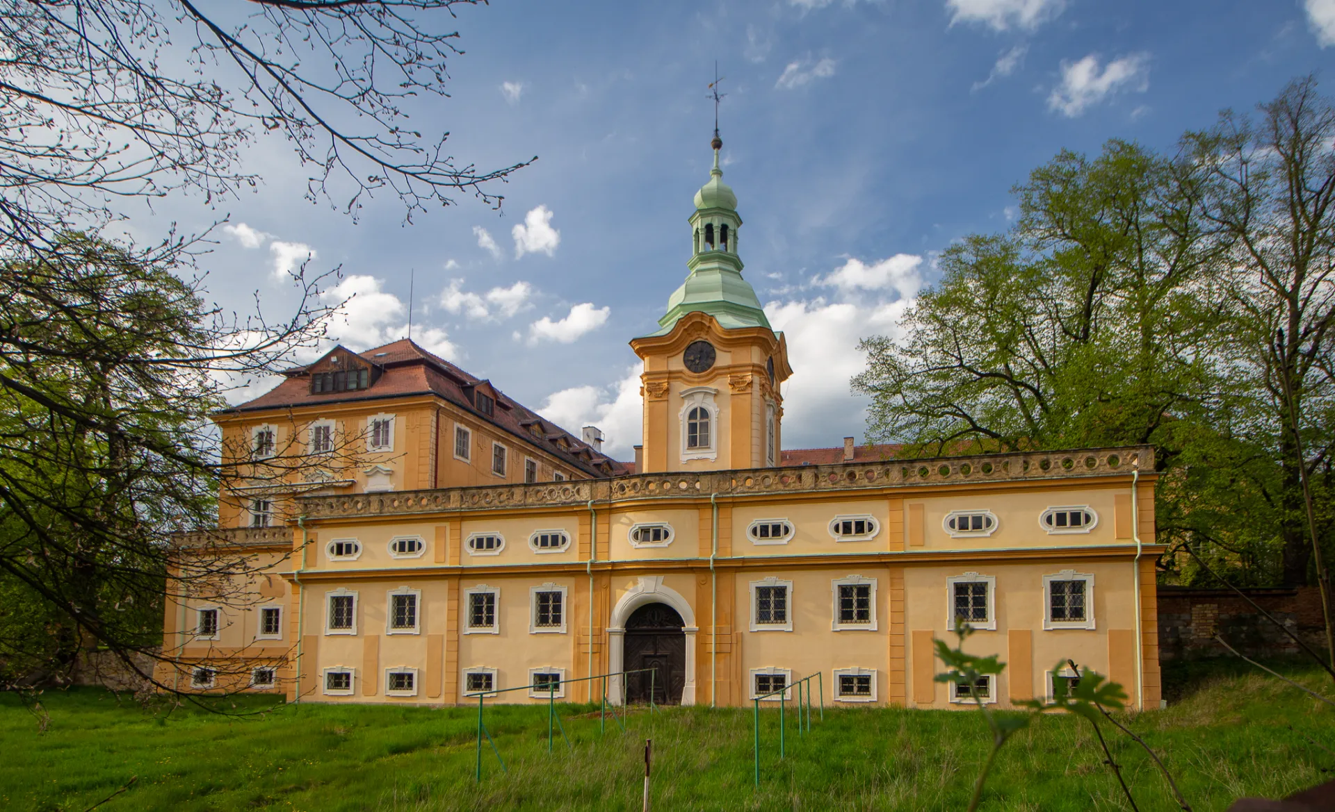 Zámek Liběšice