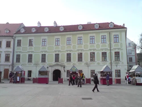 Místodržitelský palác