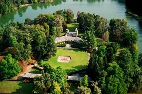 Hrad dei Laghi