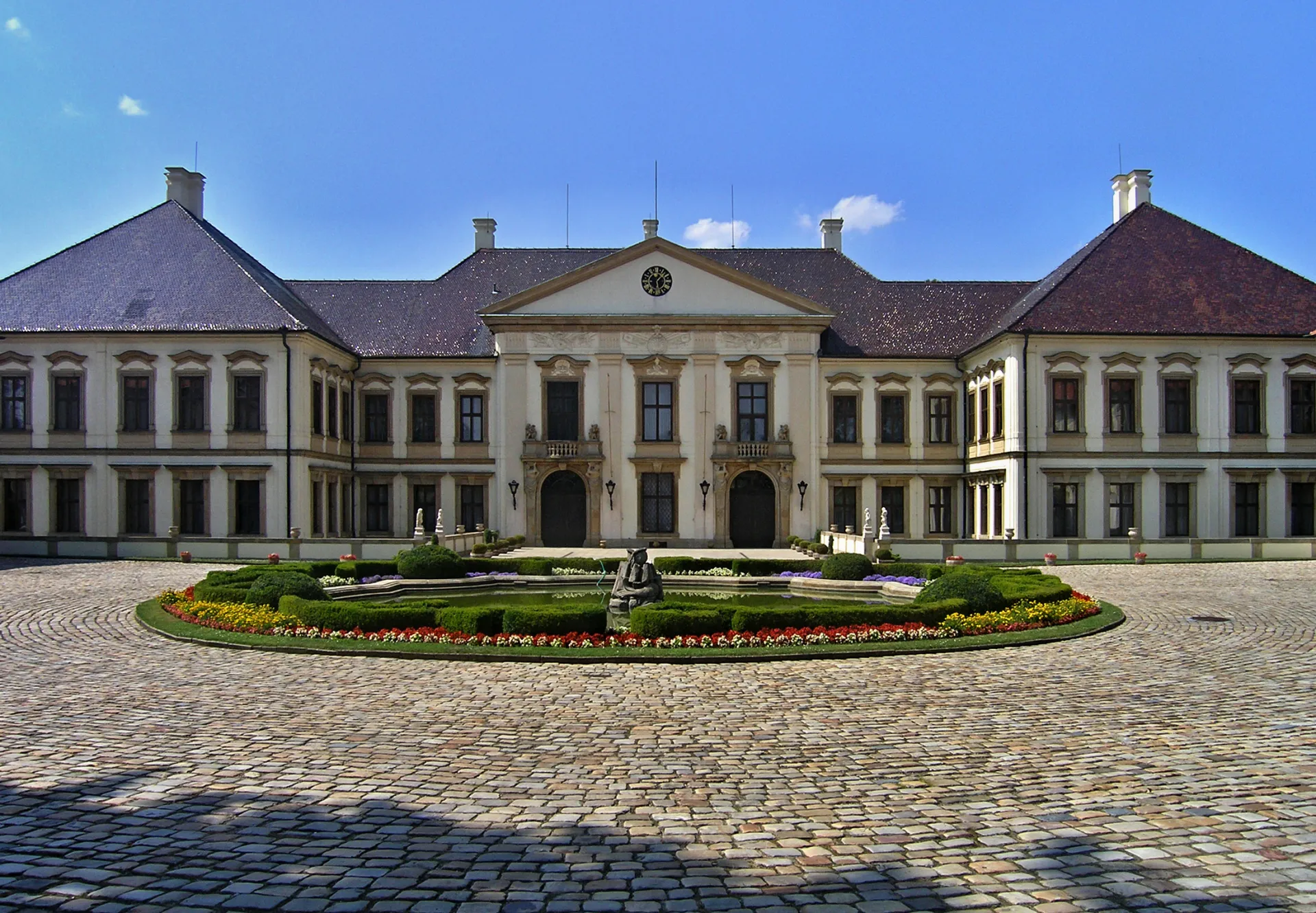 Zámek Koloděje