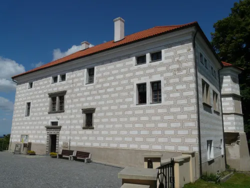 Zámek Nasavrky