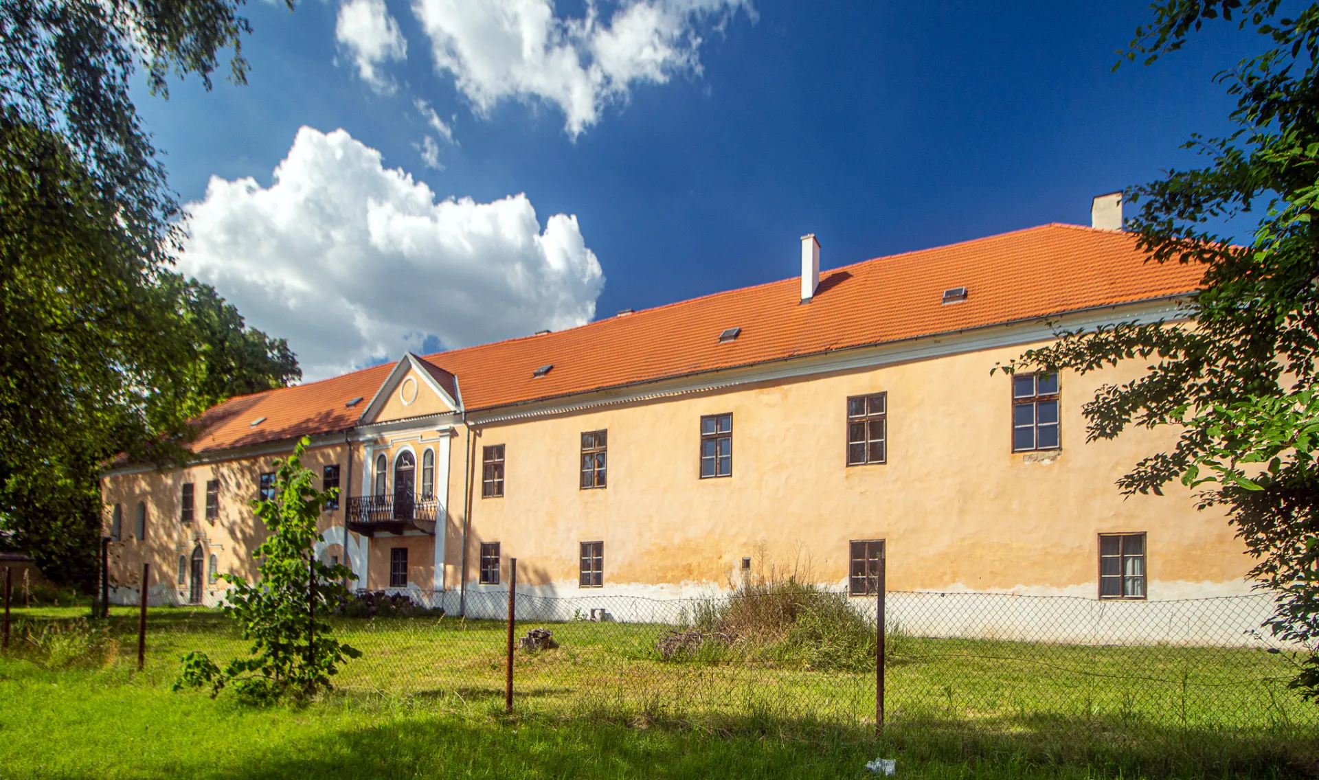 Zámek Měšice