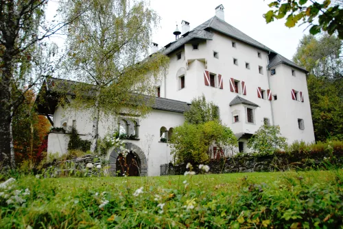 Zámek Bach