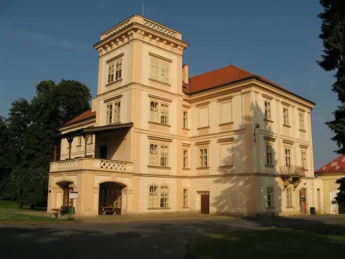 Zámek Slabce