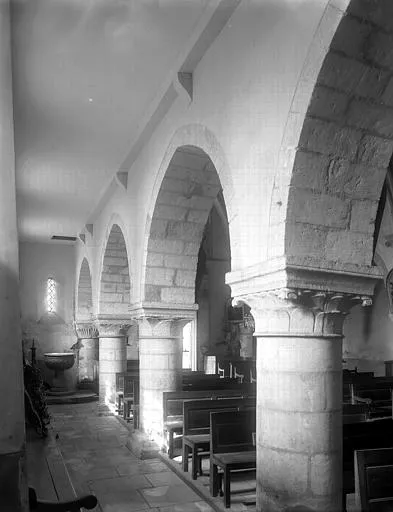 Iglesia de San Pedro en Bons