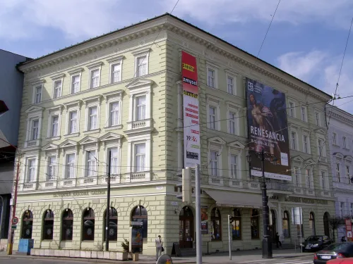 Esterházyho palác