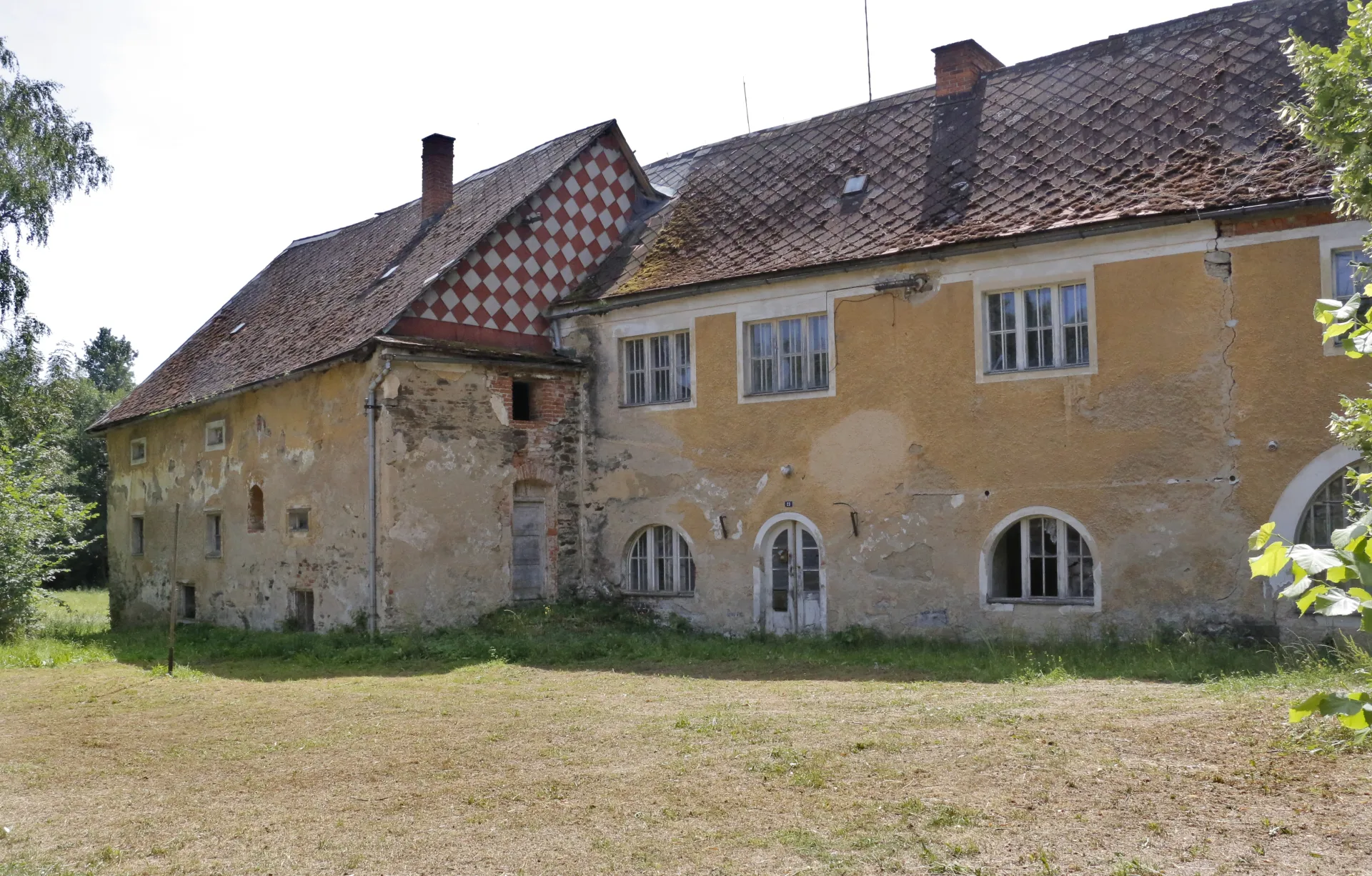 Tvrz Úsilov