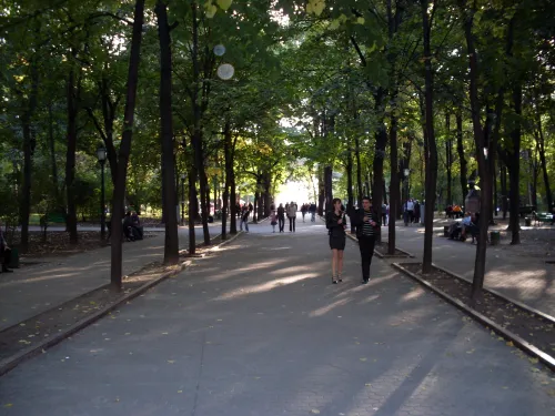 Allée des classiques à Chișinău