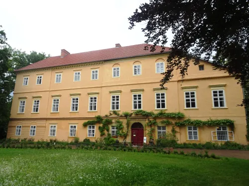 Zámek Maleč