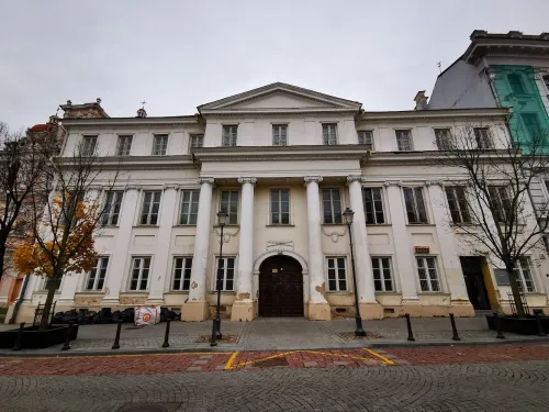 Abramowicz-Palais