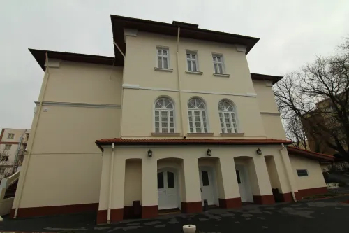 Conacul Golescu-Grant