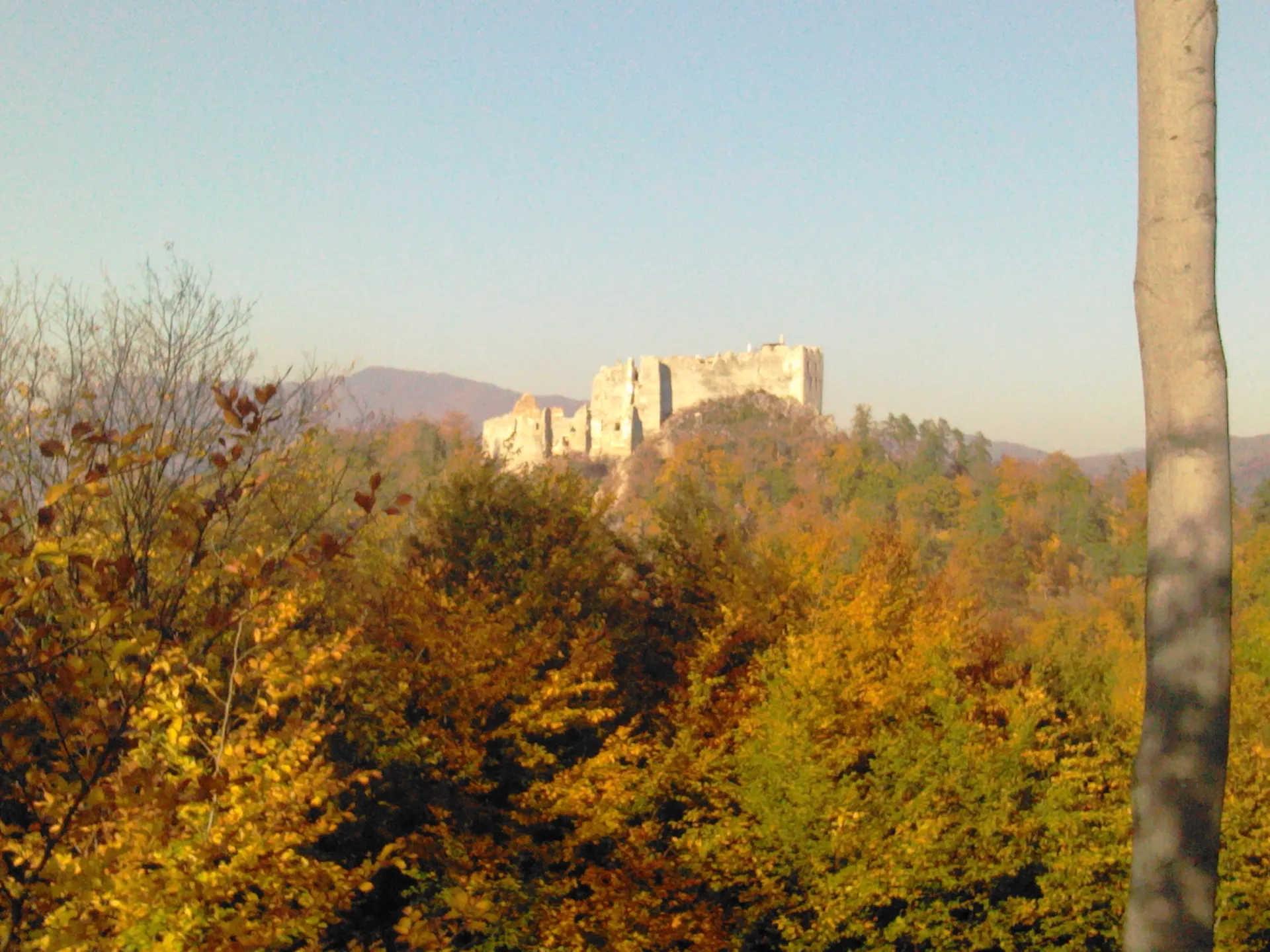 Zřícenina hradu Uhrovec