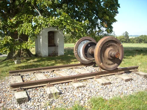 Pomník železnice u Sebranic