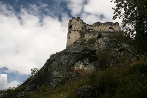 Zřícenina hradu Steinschloss