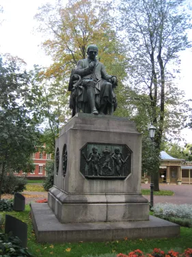 Statue de Henrik Gabriel Porthan