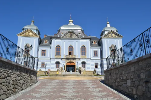 Haličský zámek