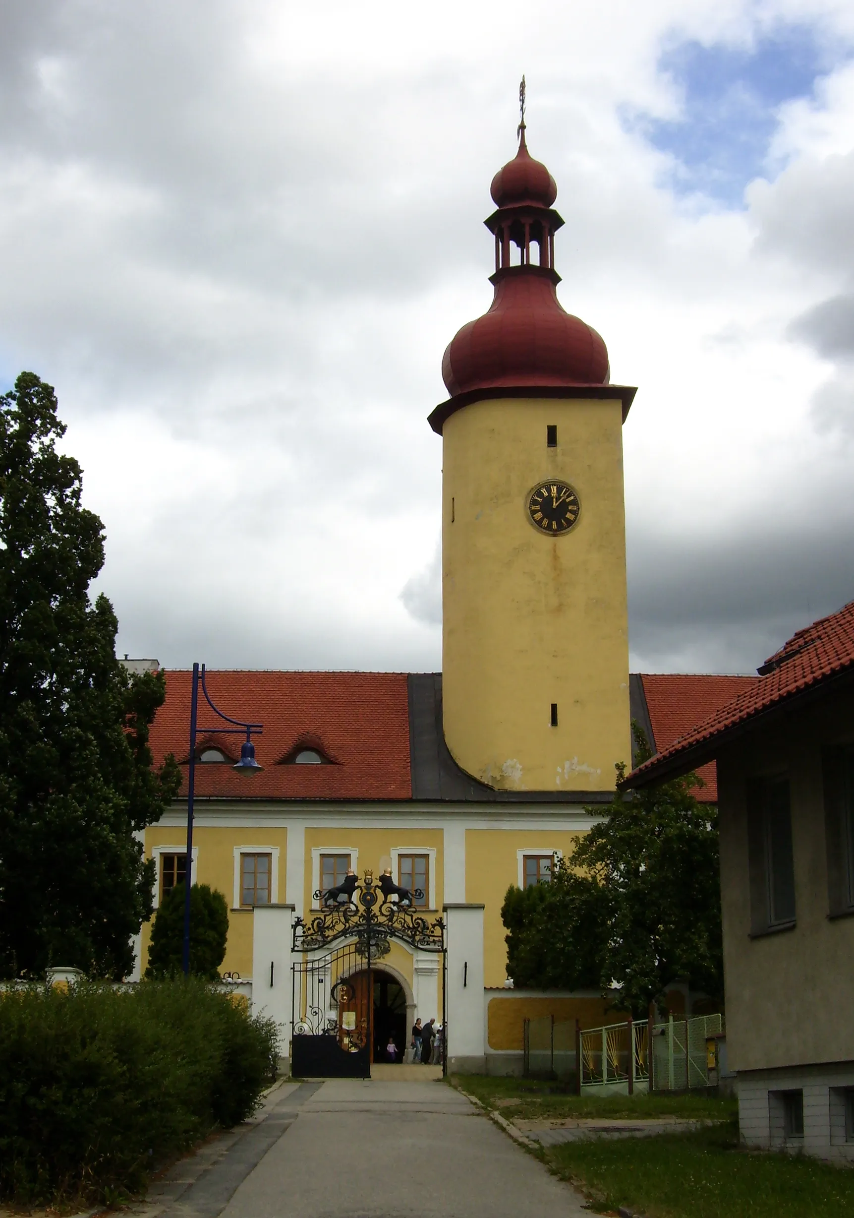 Zámek Stráž nad Nežárkou