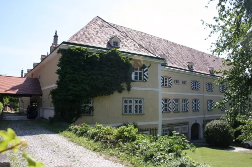 Zámek Strelzhof
