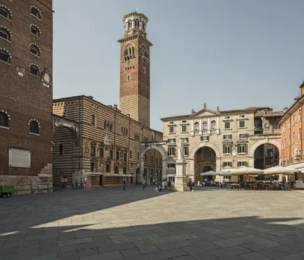 Piazza dei Signori ve Veroně