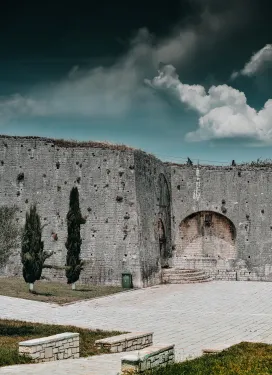 Chateau de Tepelene
