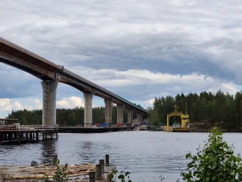 Brücke über Vekaransalmi