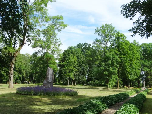 Kulva Manor