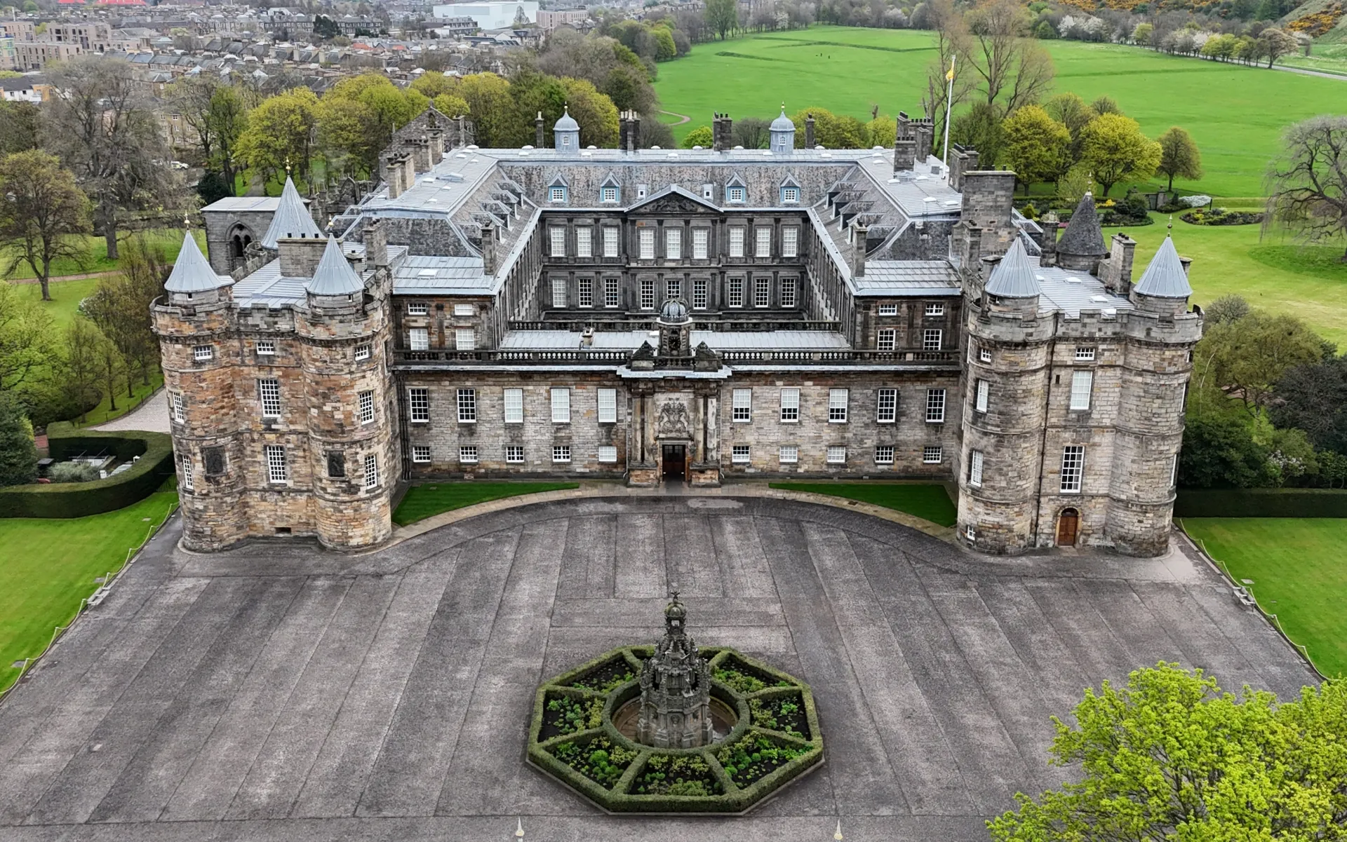 Palác Holyroodhouse