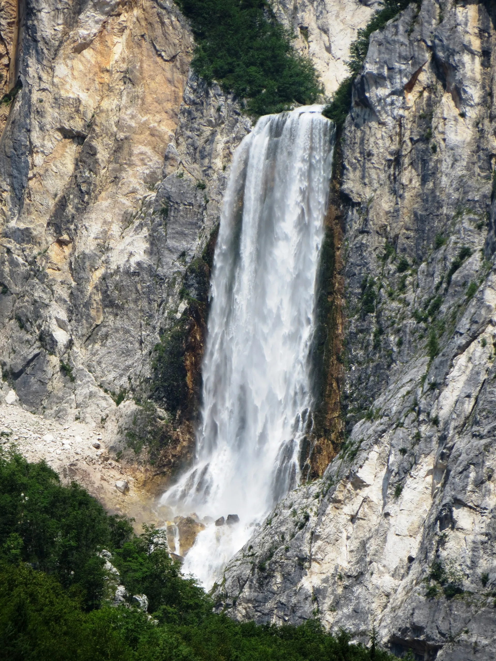 Wasserfall Boka