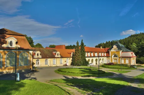 Zámek Velké Opatovice