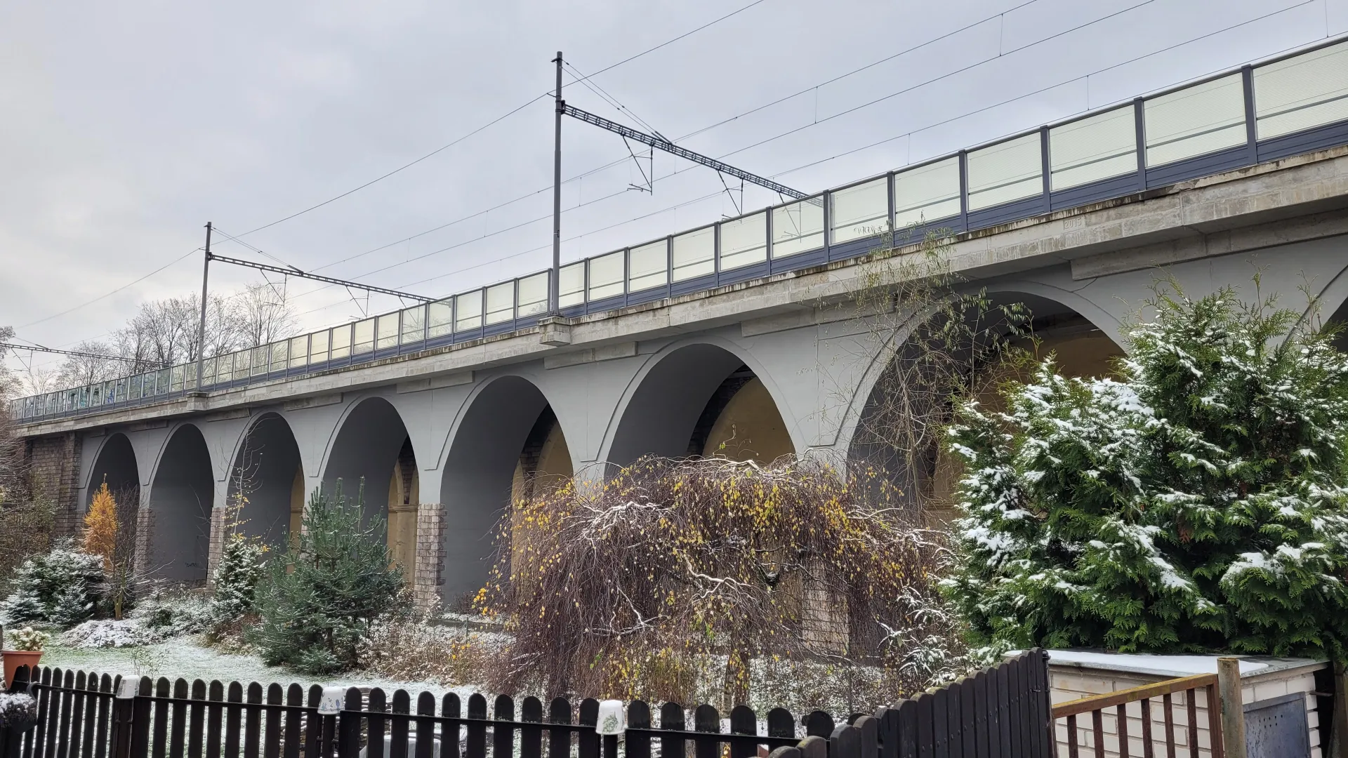 Úvalský železniční viadukt