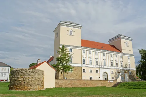 Zámek Wolkersdorf