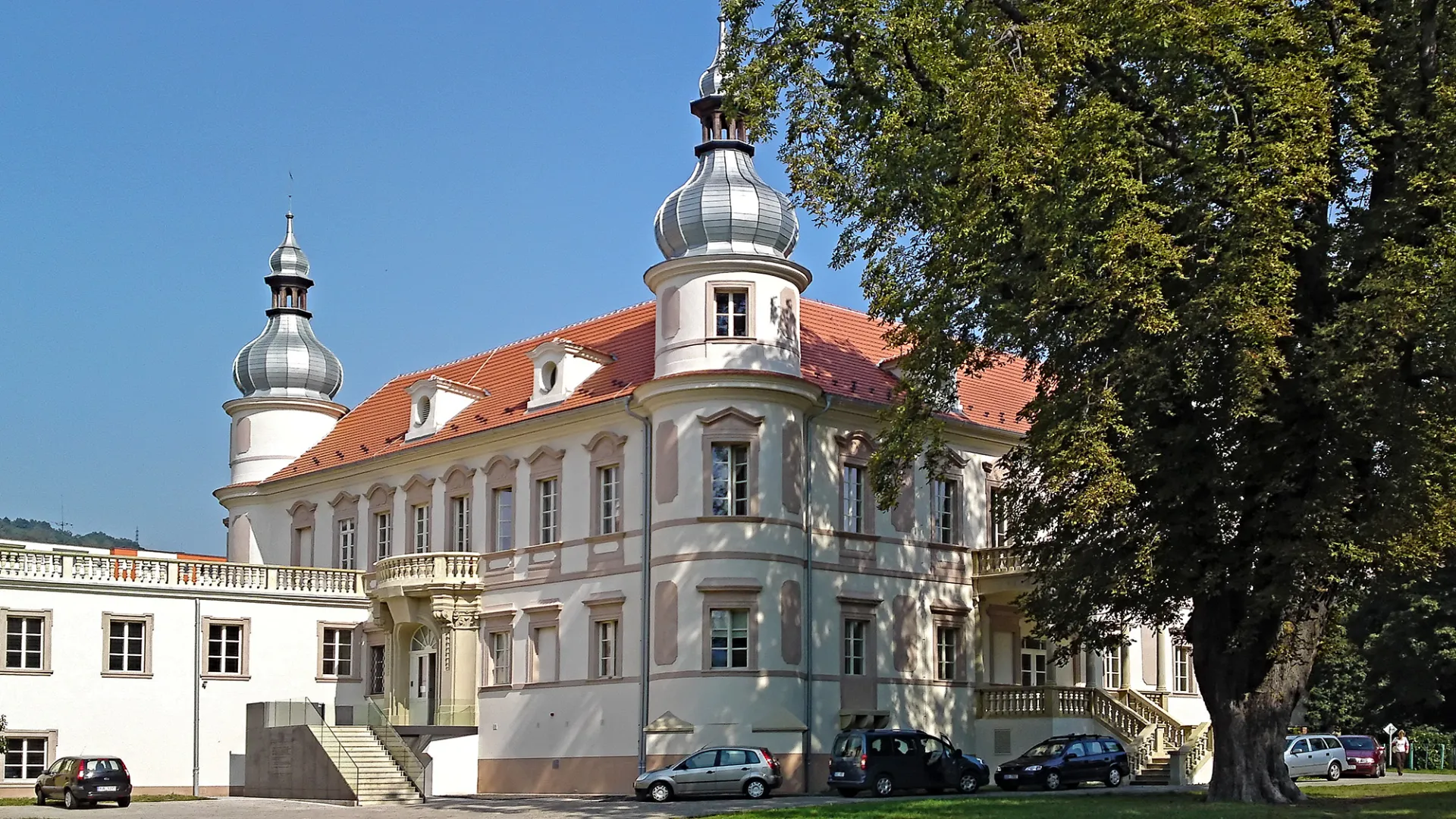 Zámek Krásné Březno