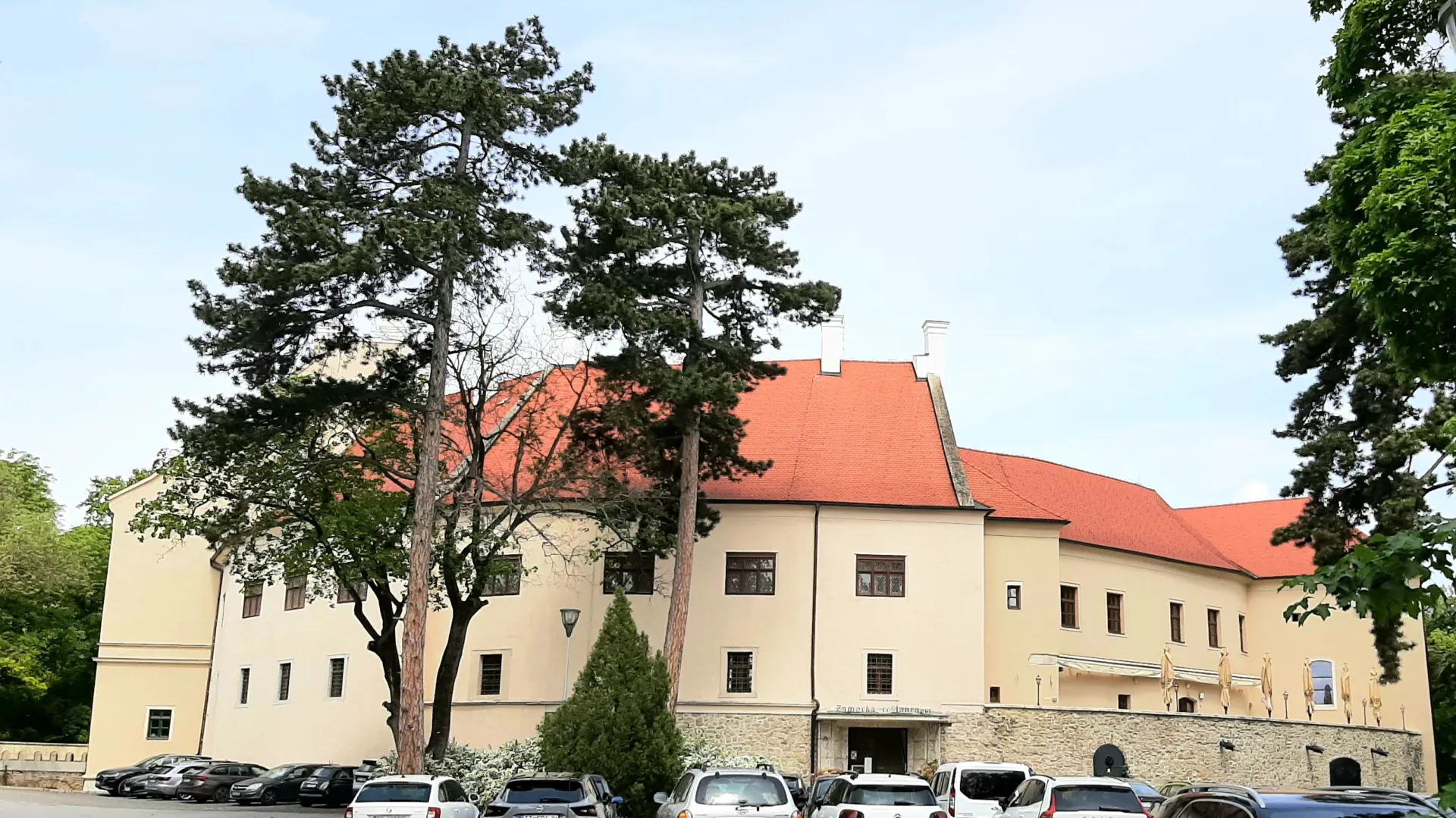 Pezinský zámek