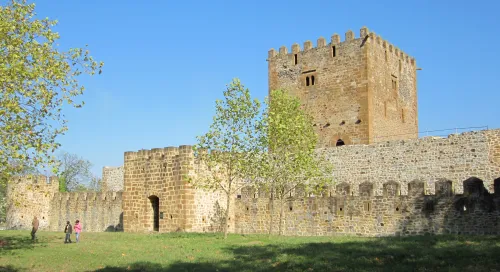 Hrad Muñatones