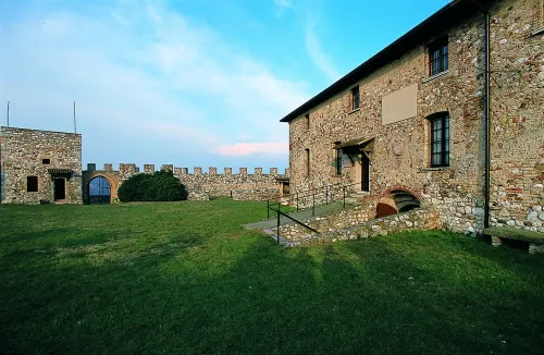 Městské ornitologické muzeum Gustava Adolfa Carlotta
