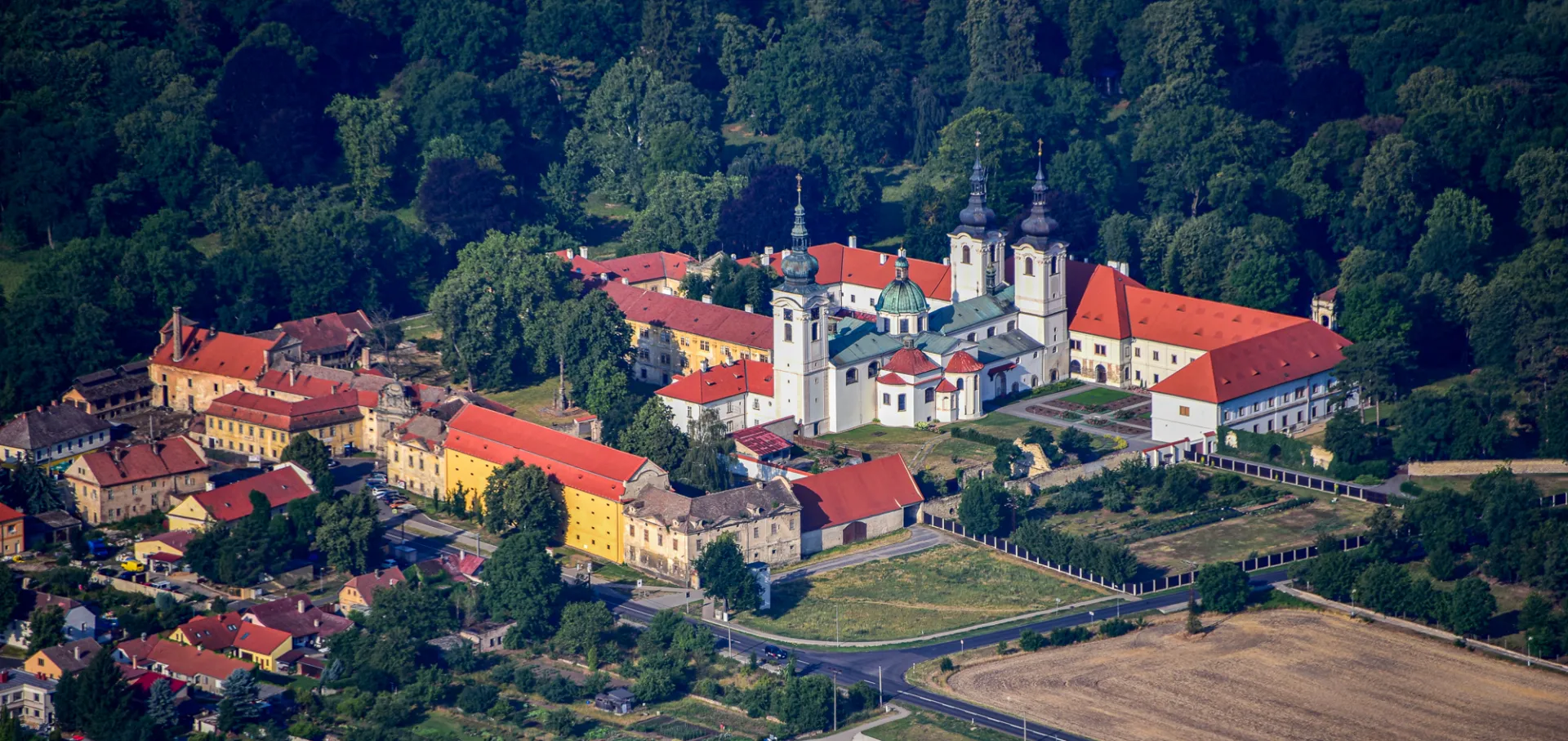 Klášter a zámek Doksany