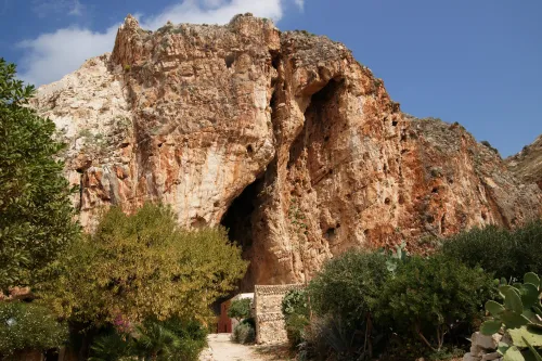 Scurati Caves