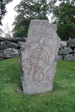 Uppland Runic Inscription 962