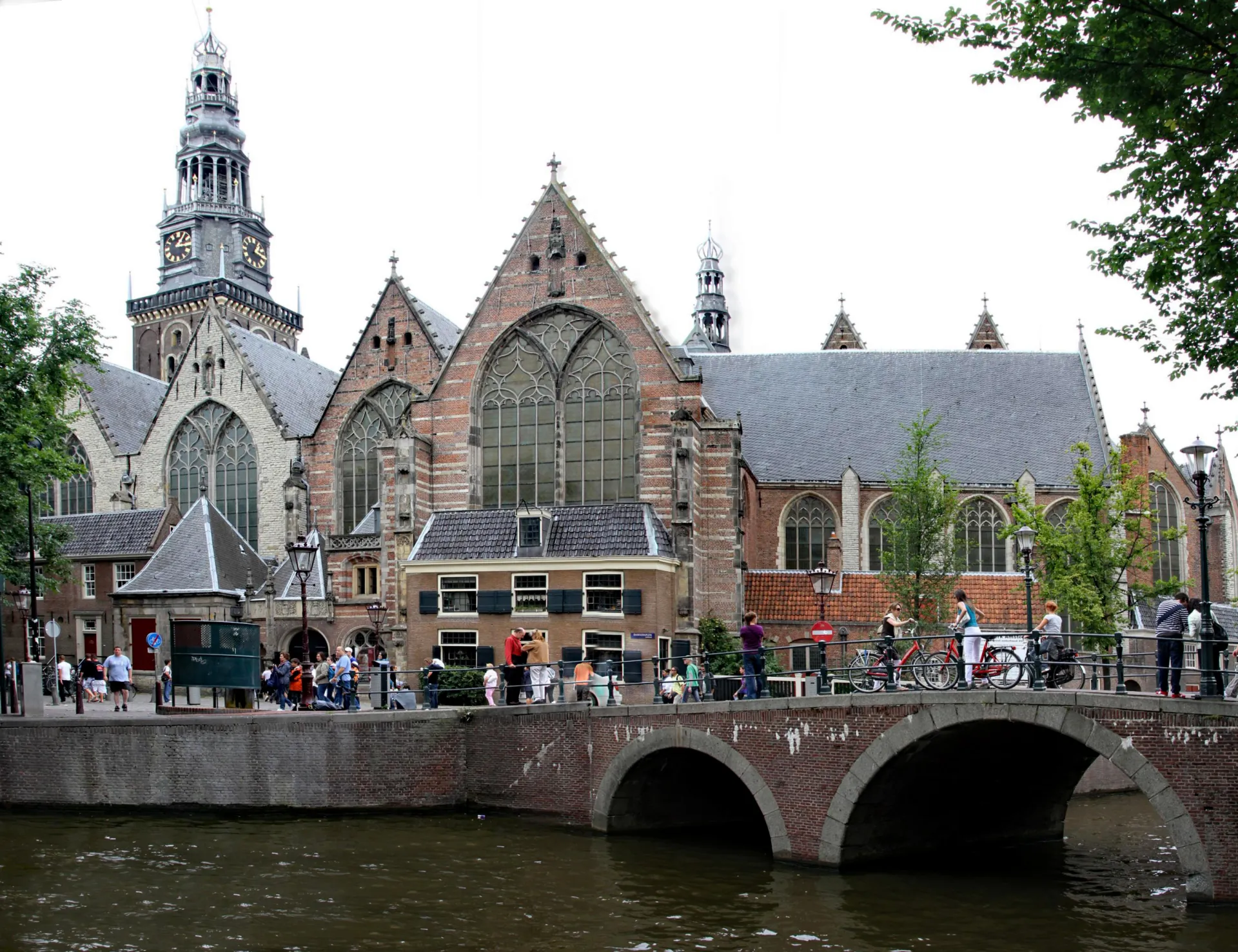 Oude Kerk v Amsterdamu