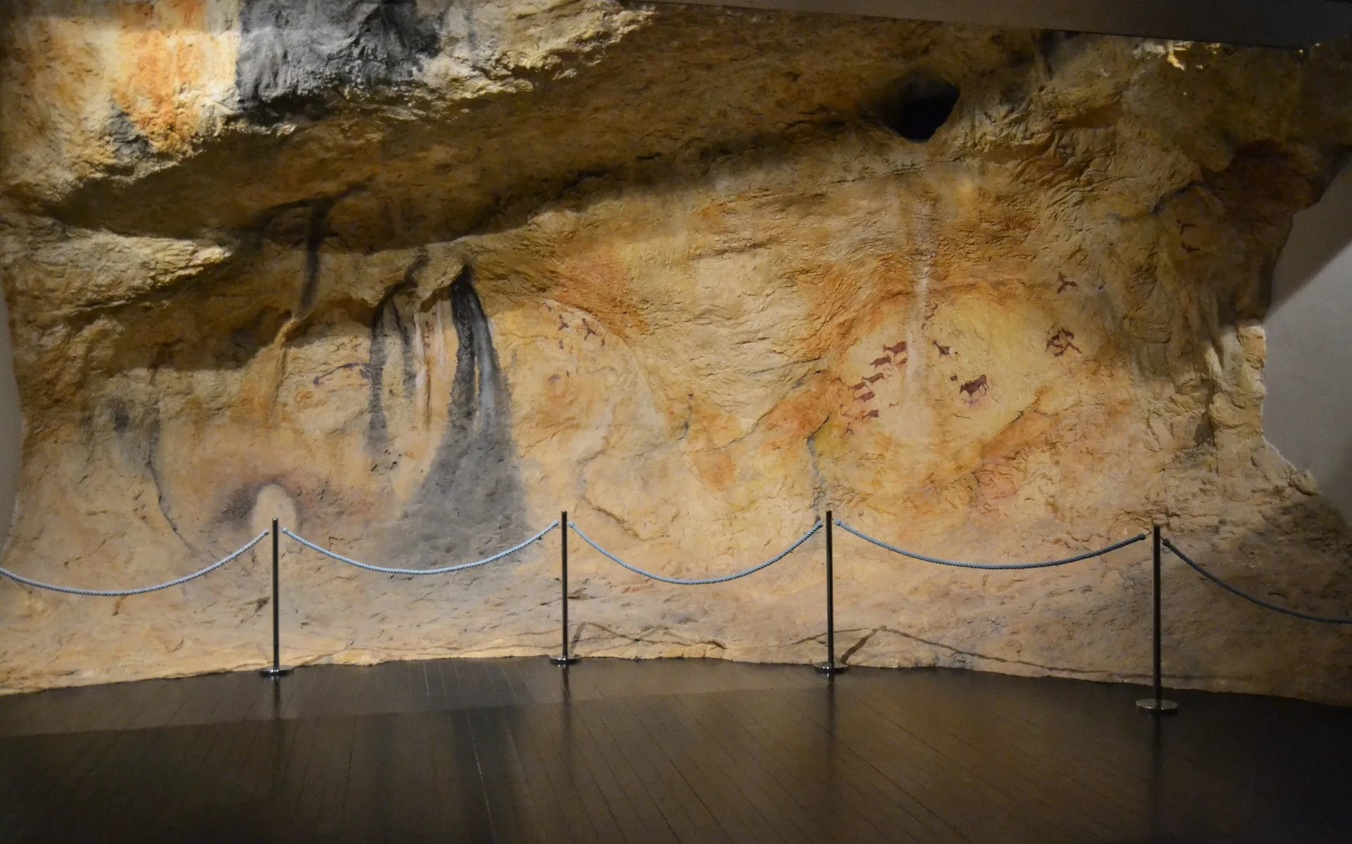 Cova dels Cavalls