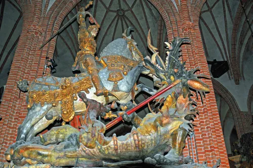 Socha Svatý Jiří a drak ve Velkém kostele