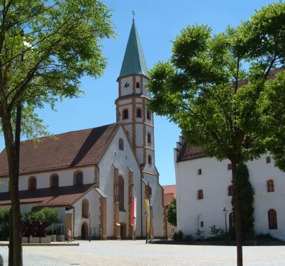 Hofní kostel Panny Marie v Neumarktu