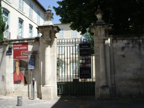 Muzeum Angladon – sbírka Jacquese Douceta