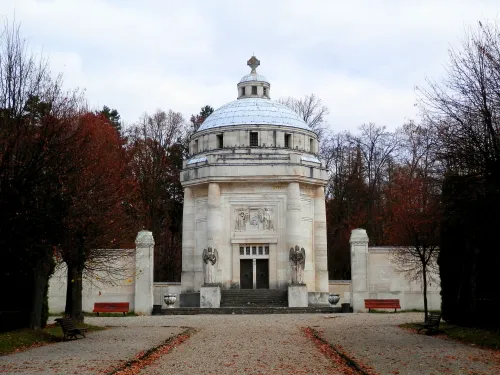 Mauzoleum Andrássyovců v Krásnohorskom Podhradí