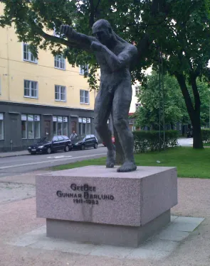 The Gunnar Bärlund Statue